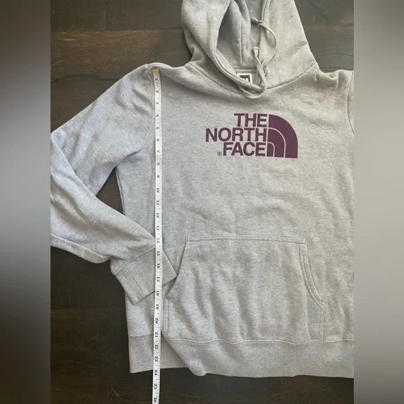 Grey and Maroon North Face Hoodie woman’s Med - Picture 6 of 6
